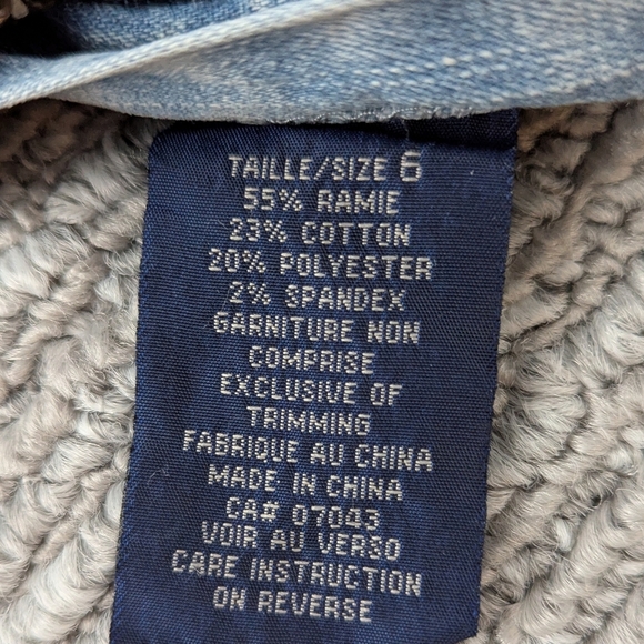 Angels Women's Distressed Denim/Jean Shorts (Size 6) - Picture 7 of 11